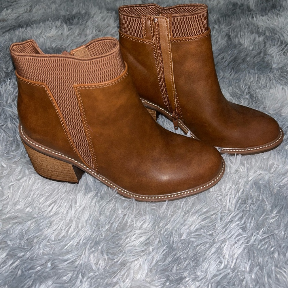 Brown Leather Ankle Boots with Stacked Heel and Pull-On Style NWOT